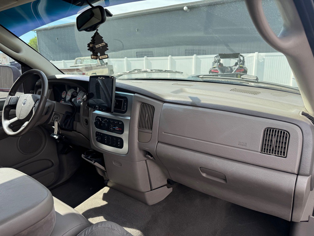 2004 Dodge Ram 2500 Image 11