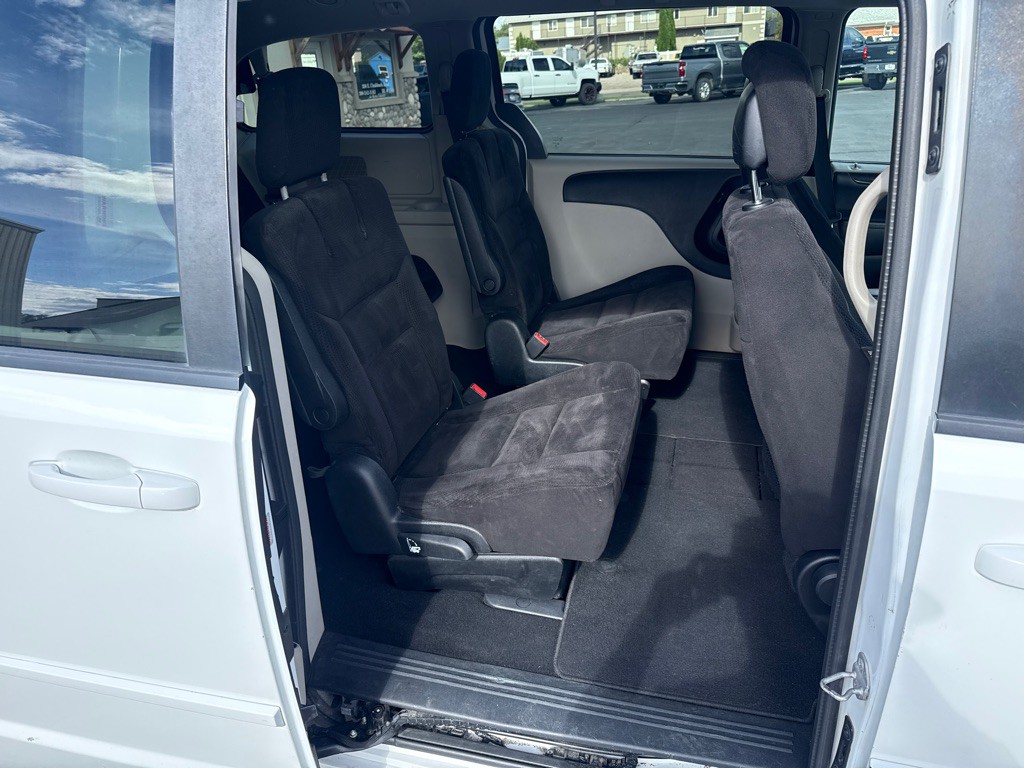 2014 Dodge Grand Caravan Image 16