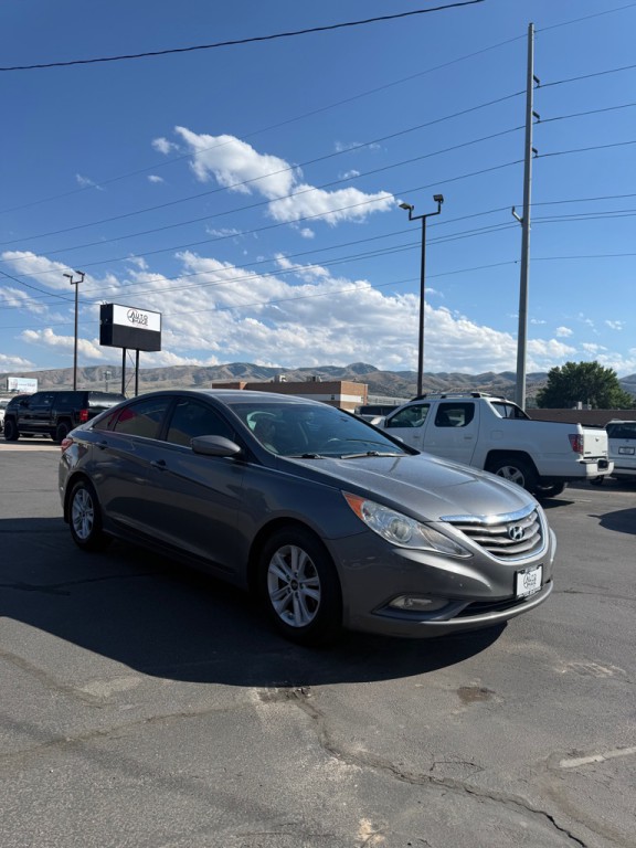 2013 Hyundai Sonata Image 3