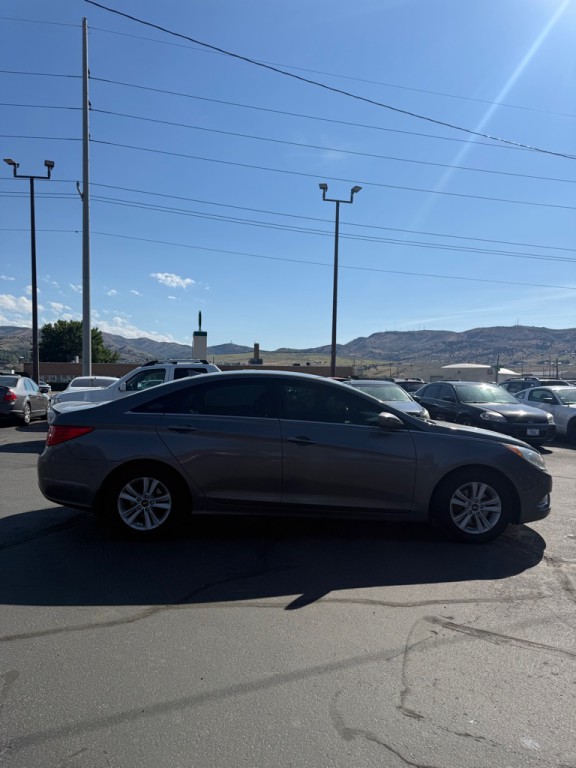 2013 Hyundai Sonata Image 4