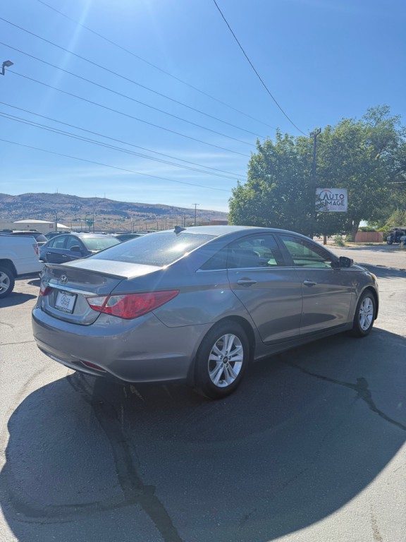 2013 Hyundai Sonata Image 6