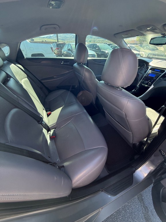 2013 Hyundai Sonata Image 10