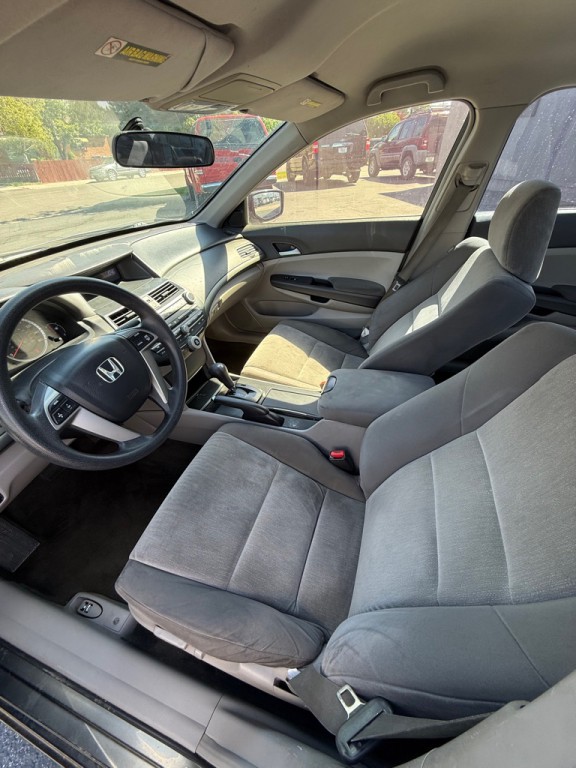2008 Honda Accord Image 9