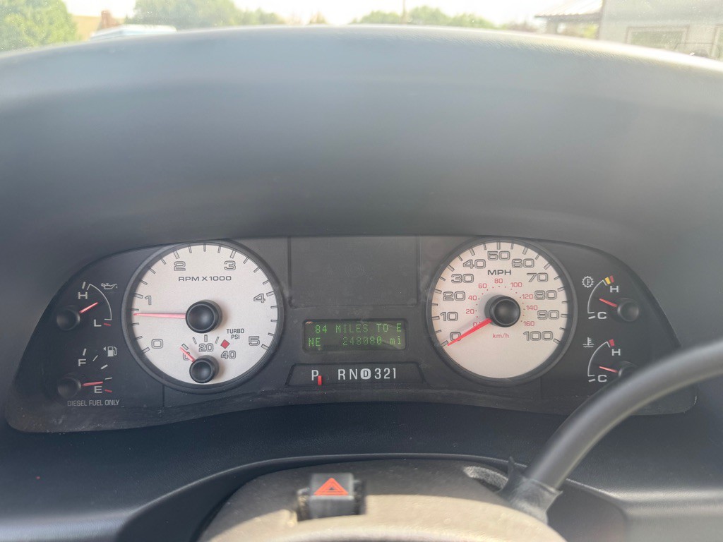 2005 Ford F-350 Image 9
