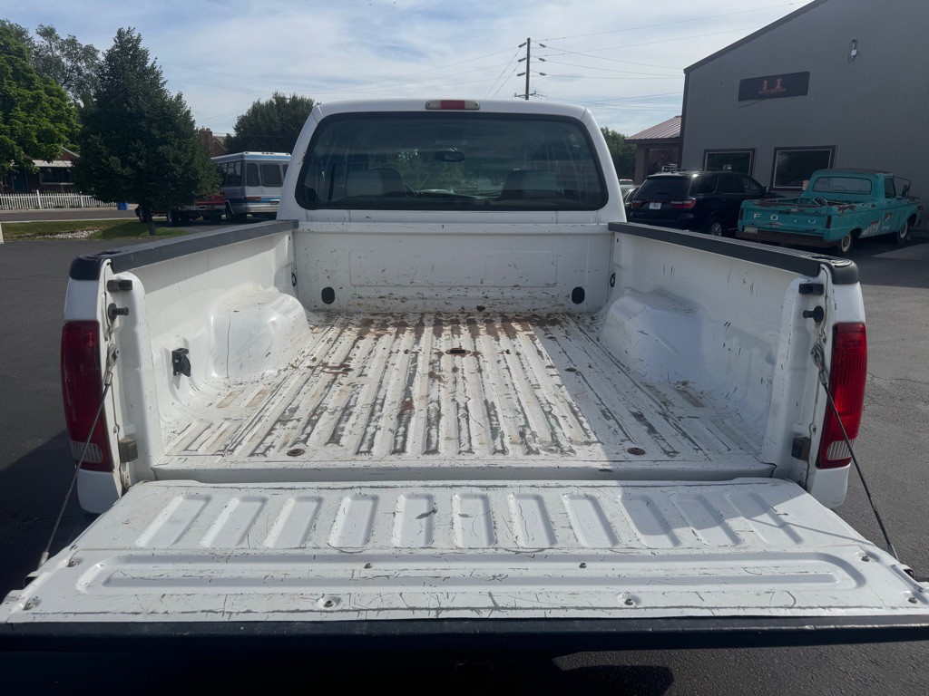 2005 Ford F-350 Image 14