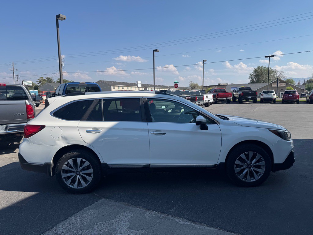 2018 Subaru Outback Image 4