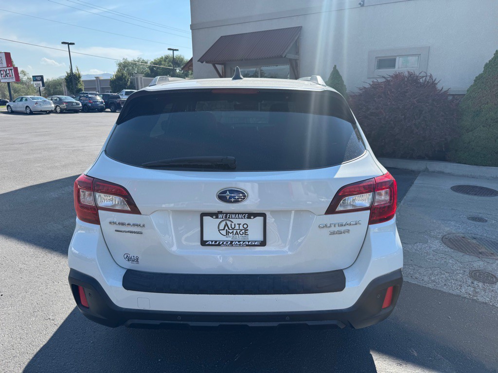 2018 Subaru Outback Image 5