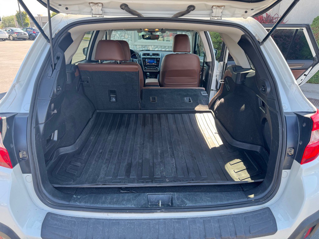 2018 Subaru Outback Image 13