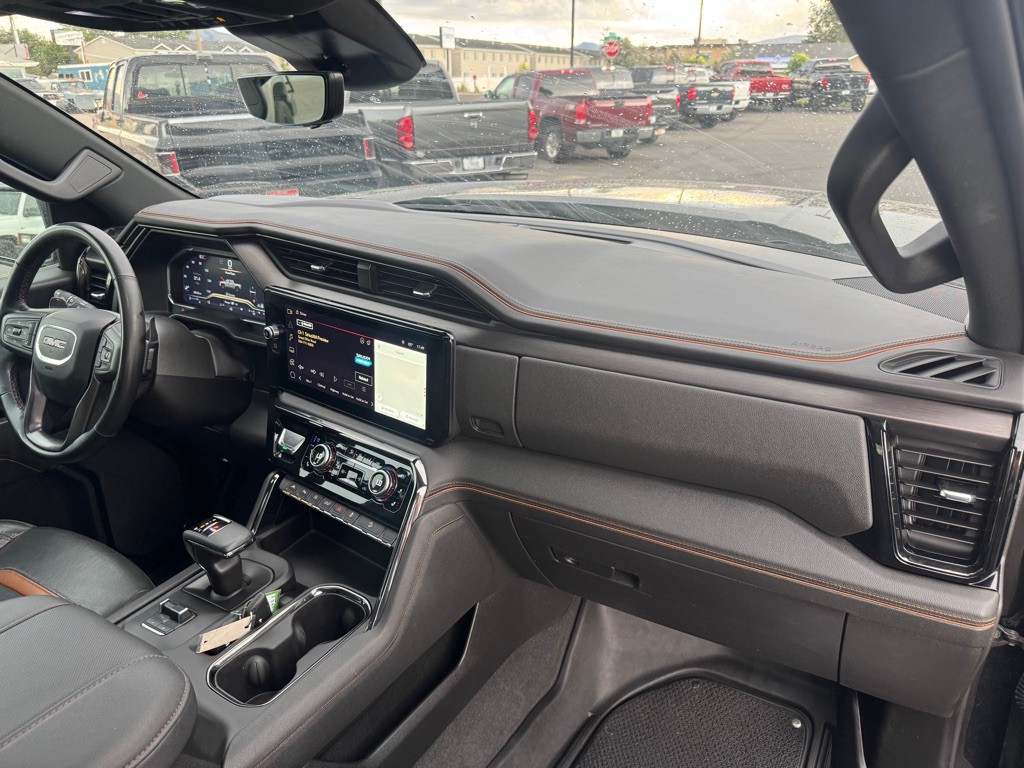 2024 GMC Sierra Image 7