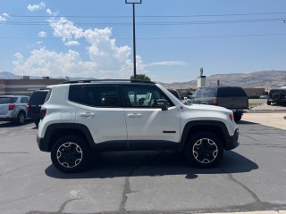 Image for 2016 Jeep Renegade Trailhawk ID: 7550005