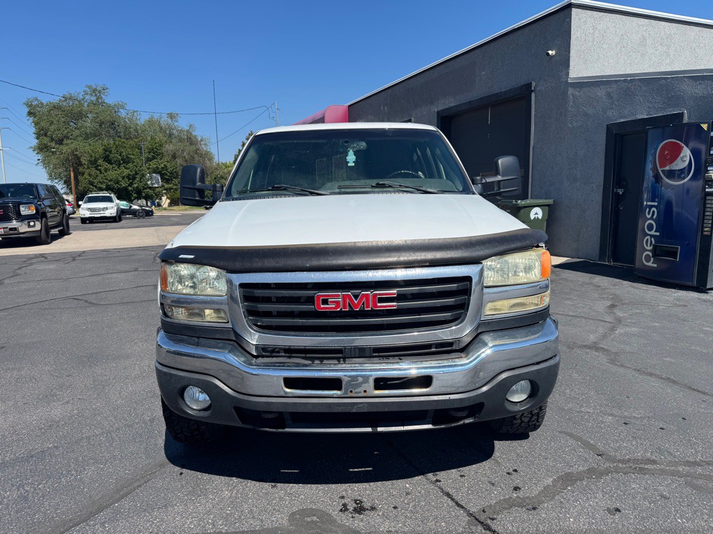 2007 GMC Sierra Image 3