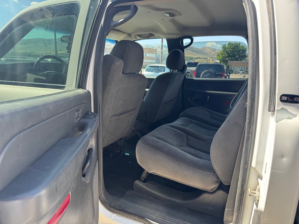 2007 GMC Sierra Image 7