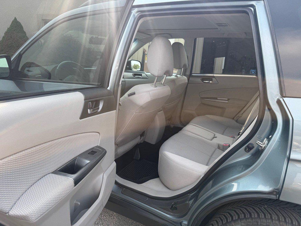2013 Subaru Forester Image 8