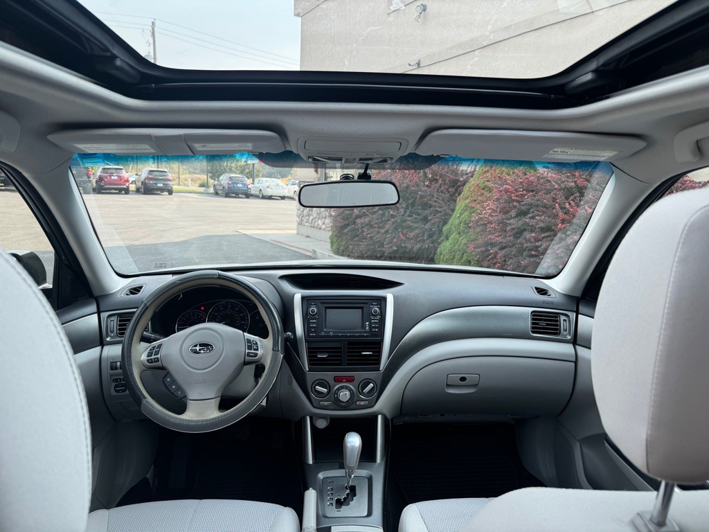 2013 Subaru Forester Image 9
