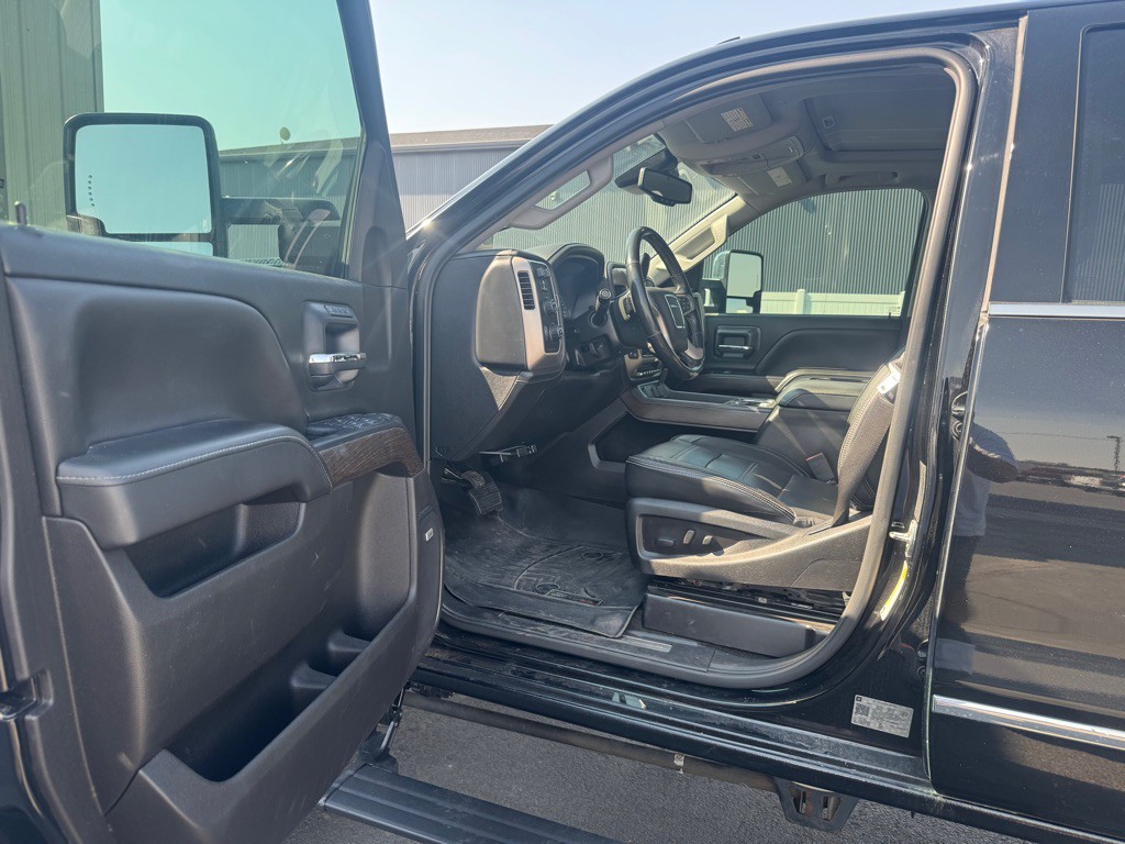 2018 GMC Sierra Image 7
