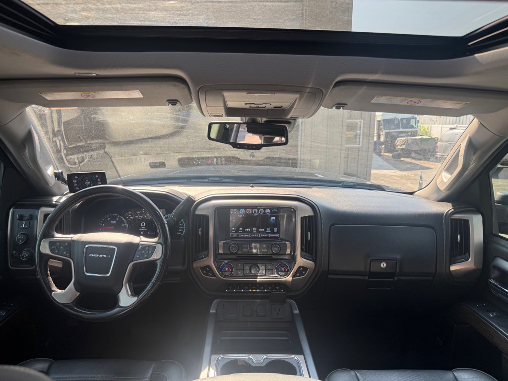2018 GMC Sierra Image 9