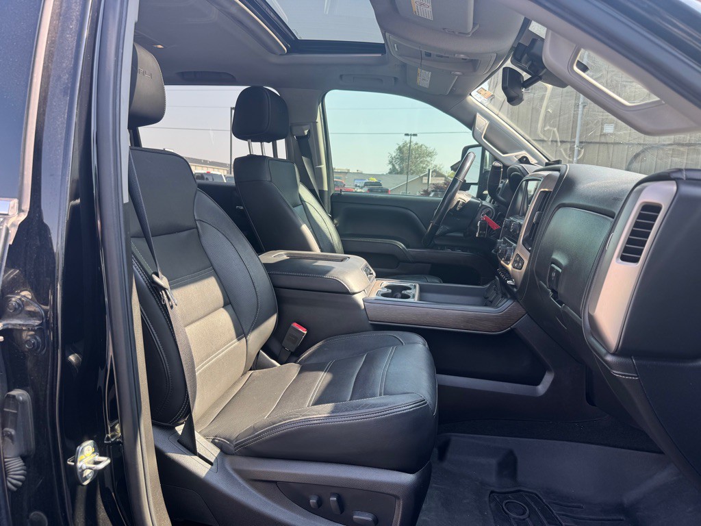 2018 GMC Sierra Image 10