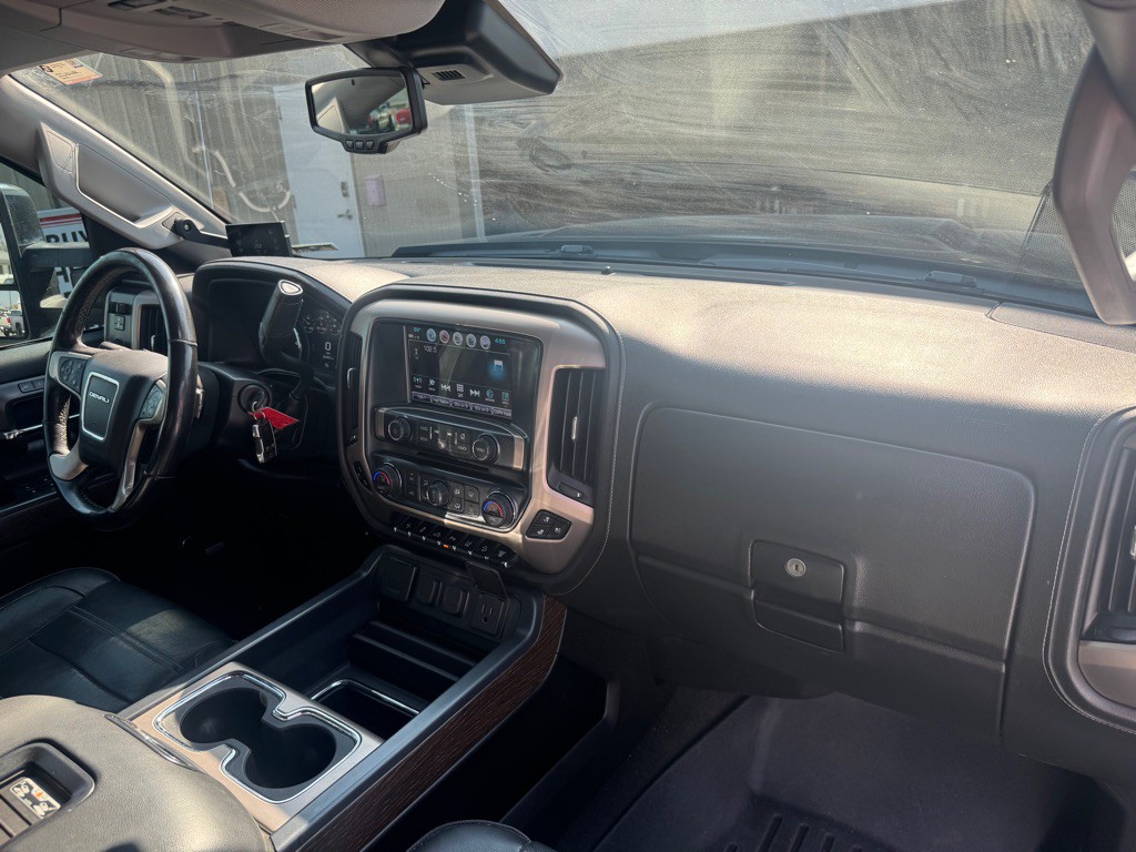 2018 GMC Sierra Image 11