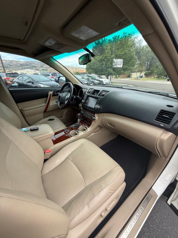 2012 Toyota Highlander Image 9