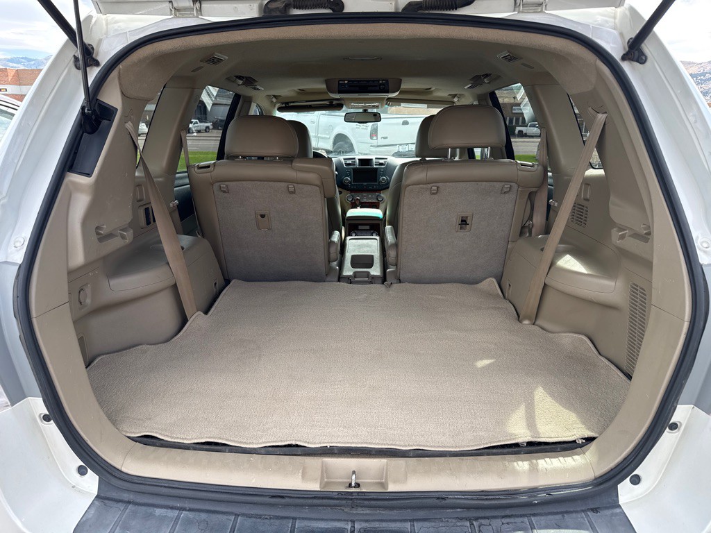 2012 Toyota Highlander Image 12