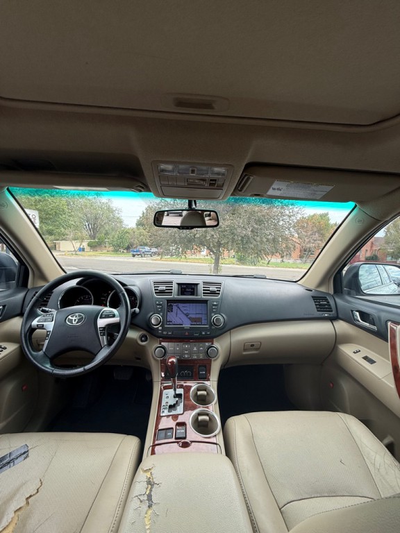 2012 Toyota Highlander Image 14