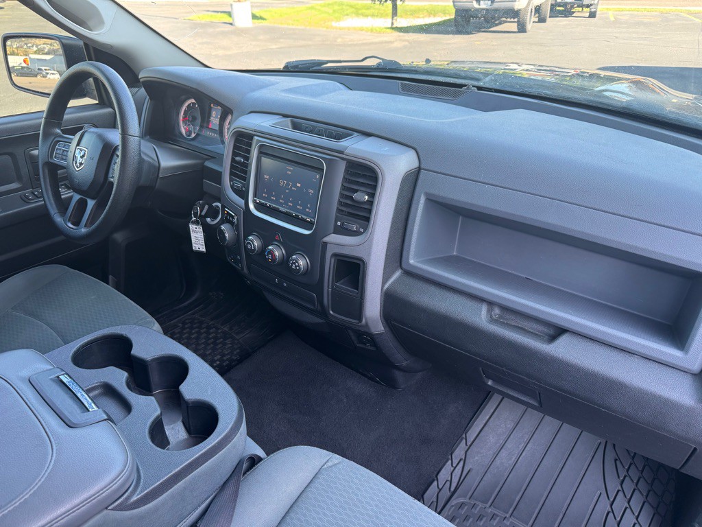 2014 RAM 1500 Image 9