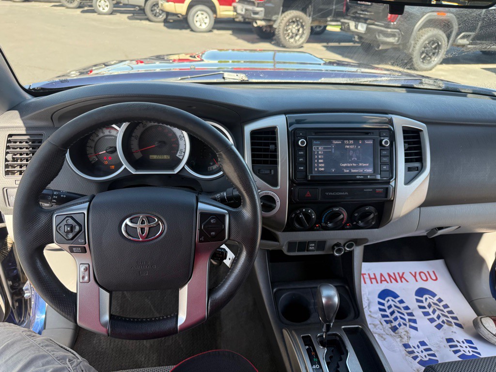 2015 Toyota Tacoma Image 5