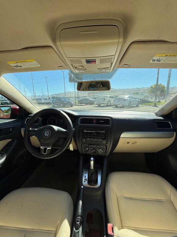 2014 Volkswagen Jetta Image 24