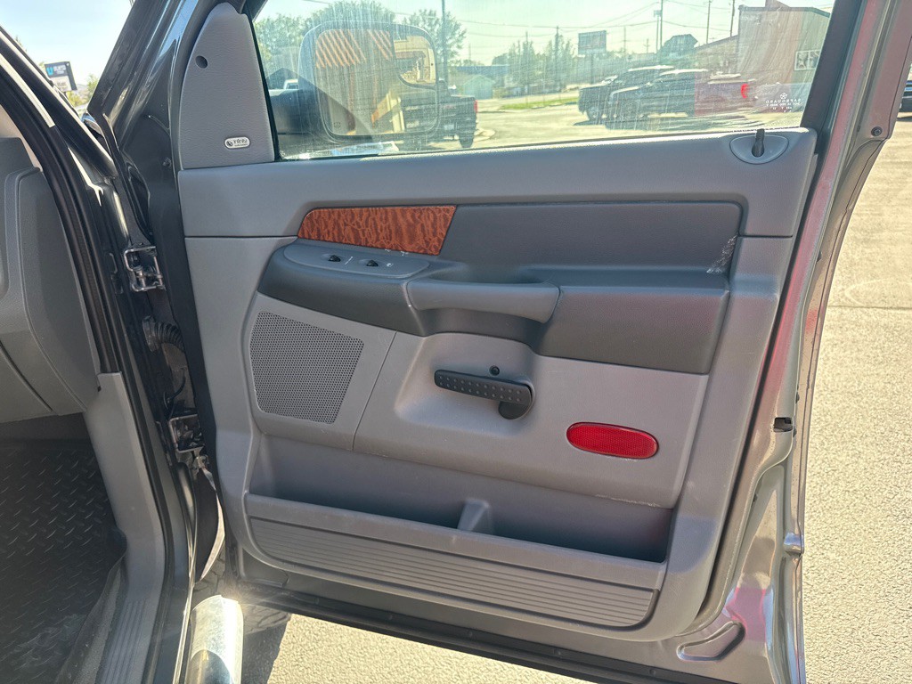 2007 Dodge Ram 2500 Image 16