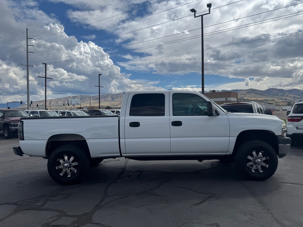 2002 Chevrolet Silverado 1500 Image 1
