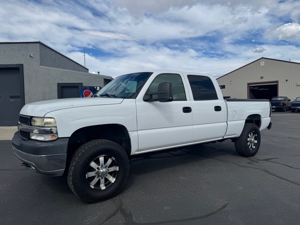 2002 Chevrolet Silverado 1500 Image 2
