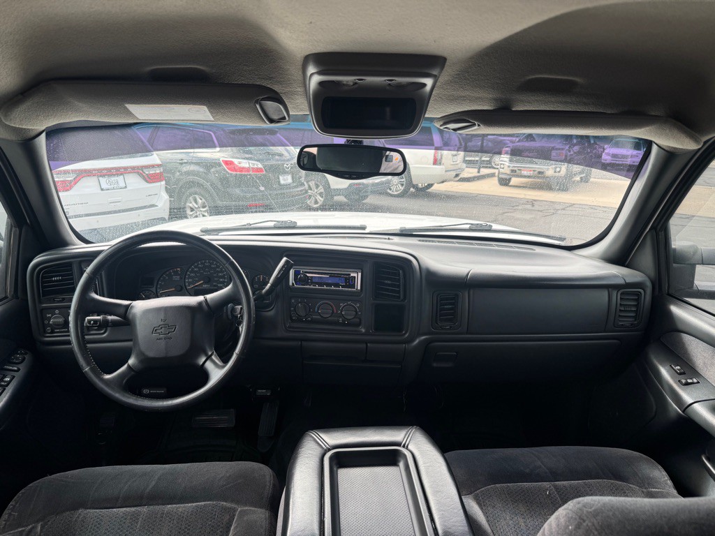 2002 Chevrolet Silverado 1500 Image 9
