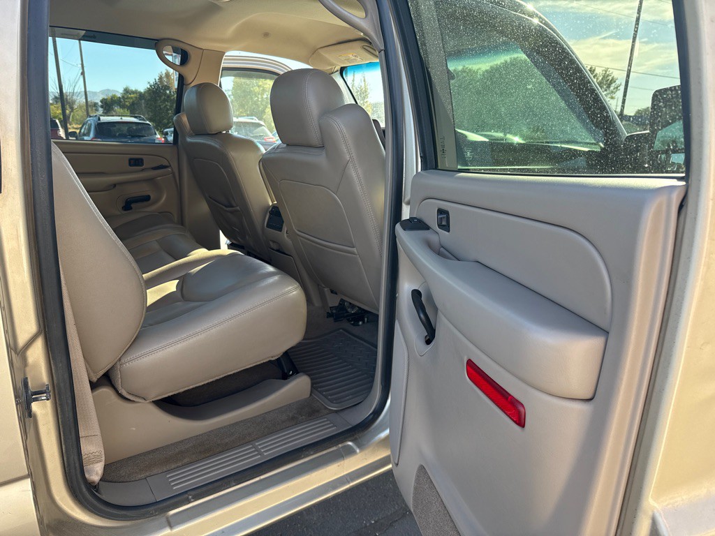 2004 Chevrolet Silverado 1500 Image 9