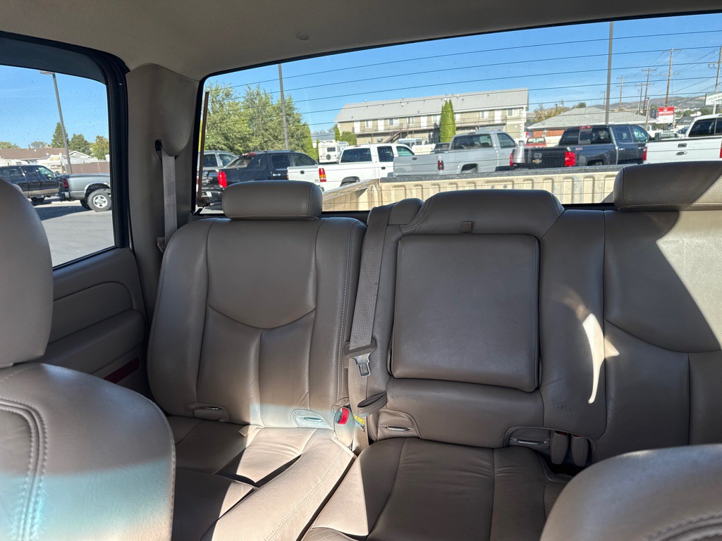 2004 Chevrolet Silverado 1500 Image 13