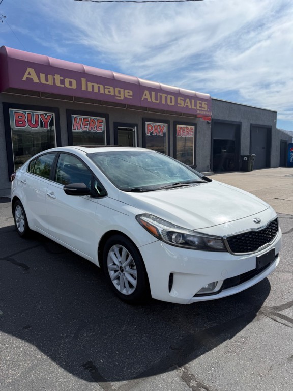 2017 Kia Forte Image 4