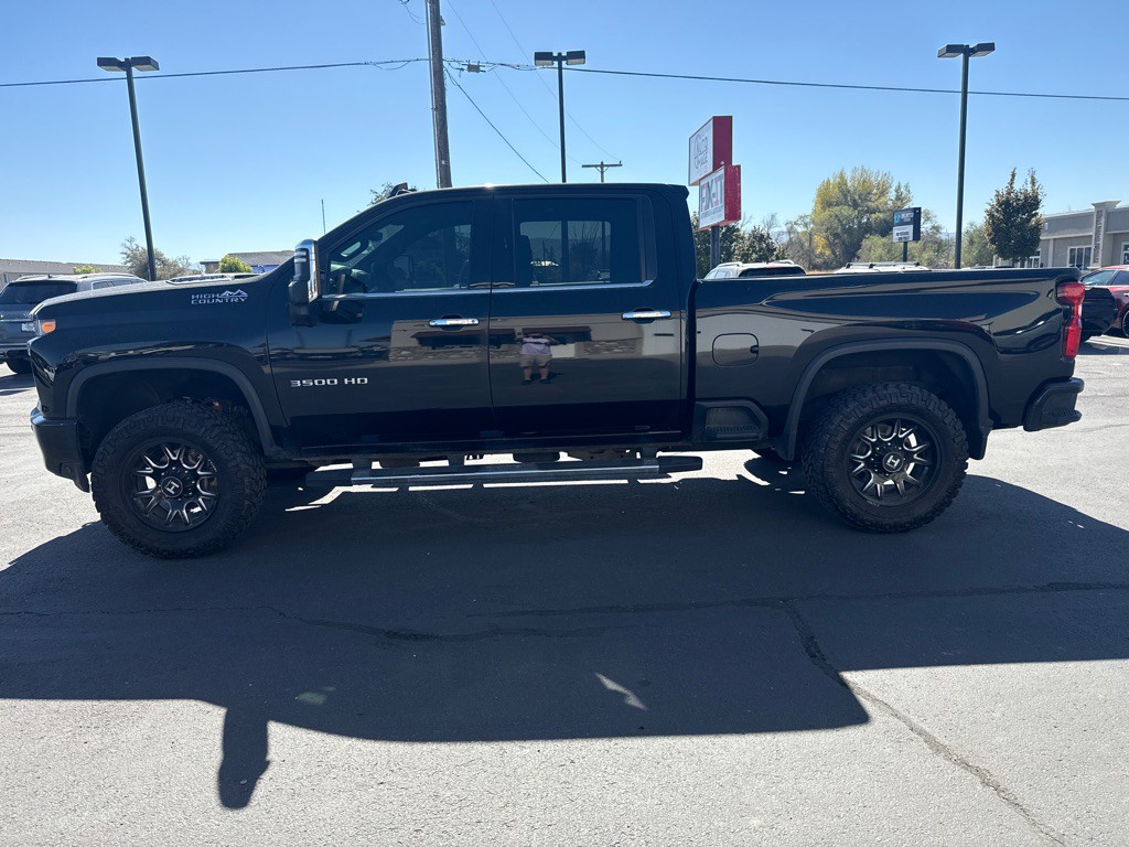 2020 Chevrolet Silverado 1500 Image 1