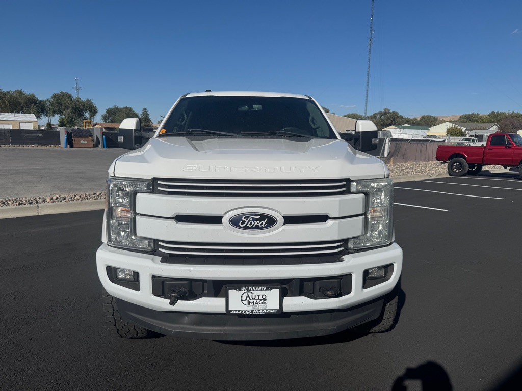 2017 Ford F-350 Image 3