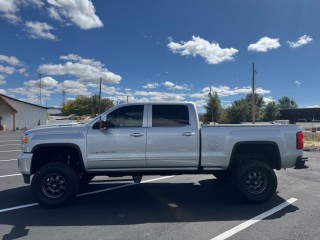 Image for 2018 GMC Sierra 2500 DENALI ID: 7659518