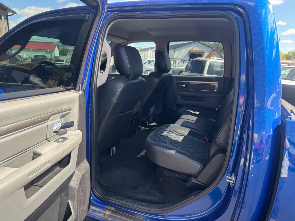 2015 RAM 1500 Image 9