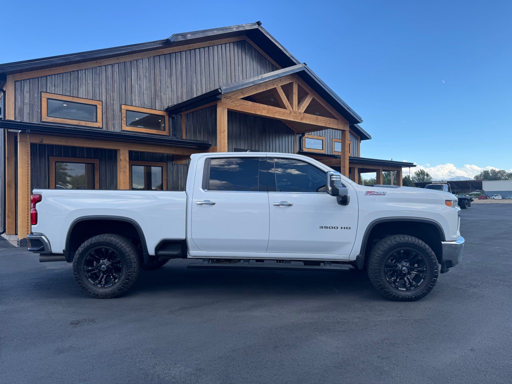 2020 Chevrolet Silverado 1500 Image 3