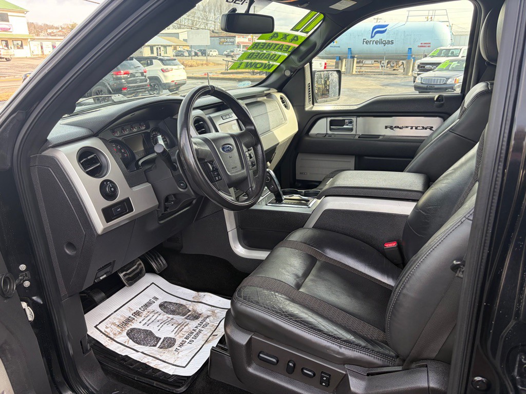 2011 Ford F-150 Image 5