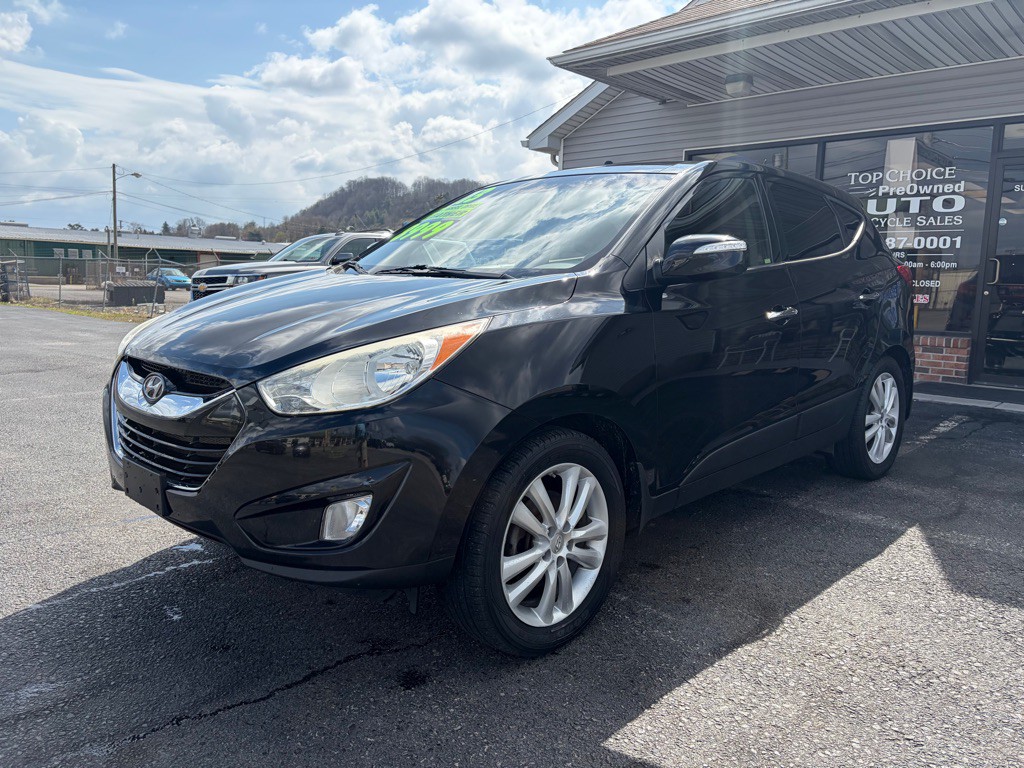 2013 Hyundai Tucson Image 2