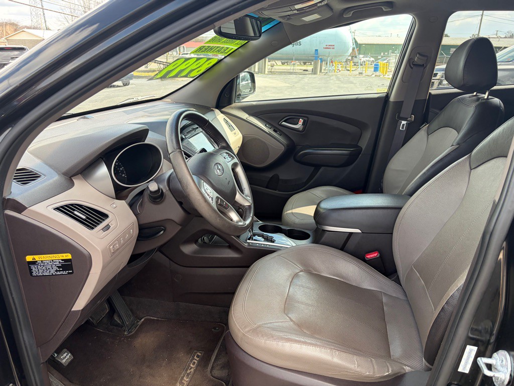 2013 Hyundai Tucson Image 5