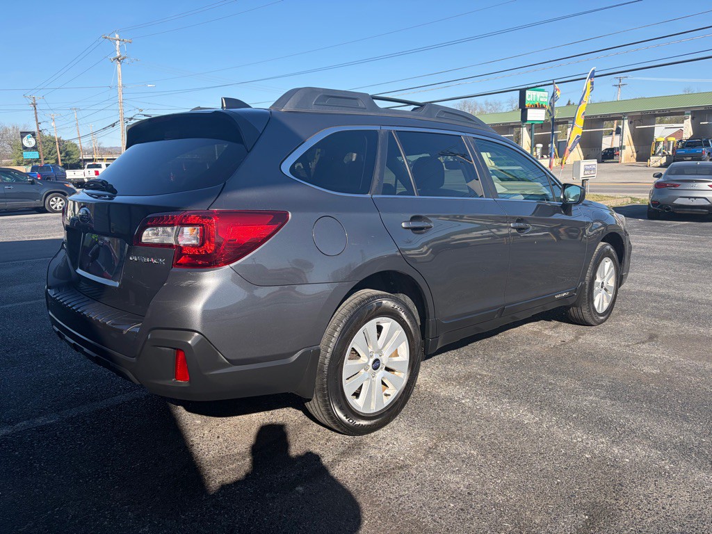 2019 Subaru Outback Image 3
