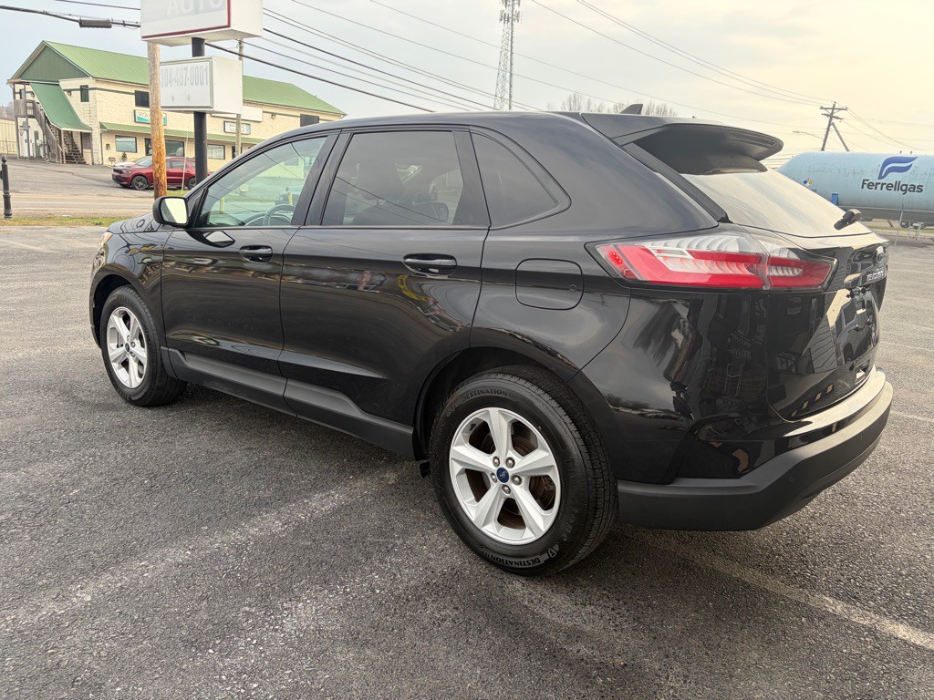 2021 Ford Edge Image 4