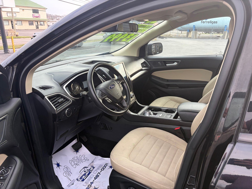 2021 Ford Edge Image 5