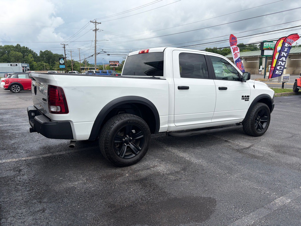 2022 RAM 1500 Image 3