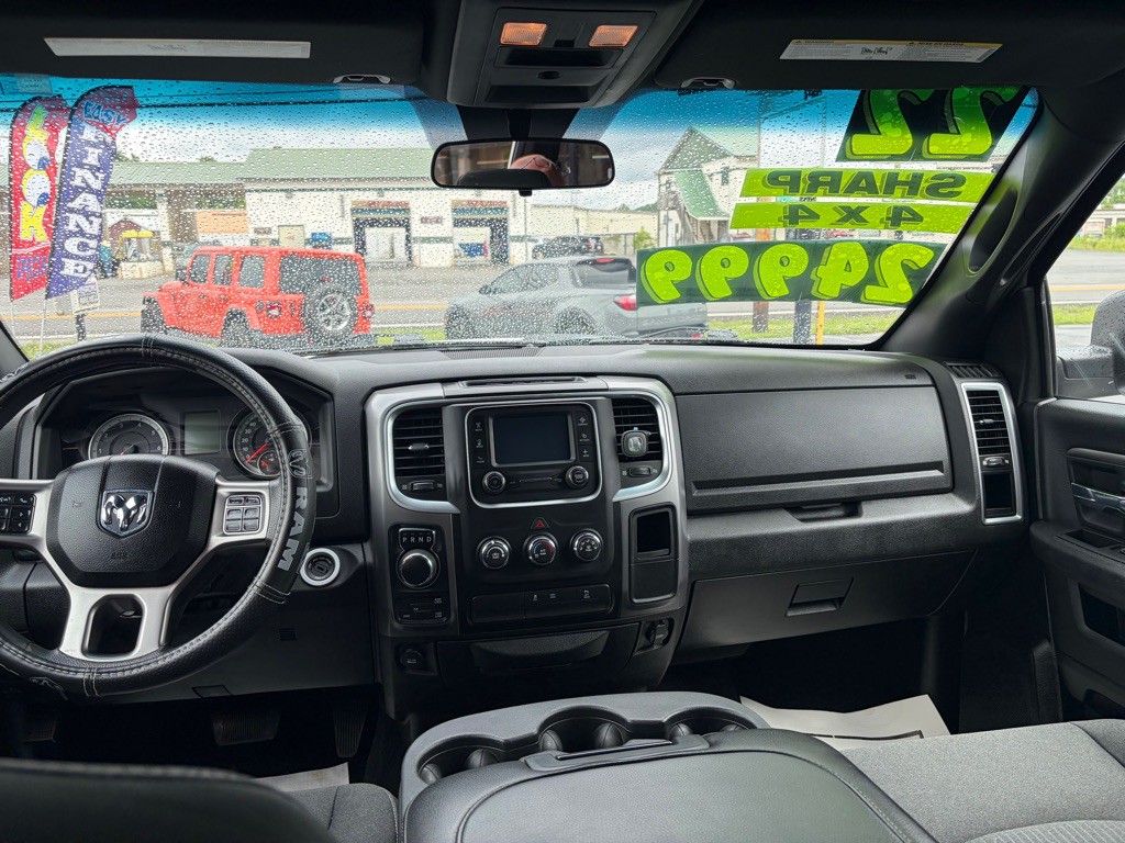 2022 RAM 1500 Image 5