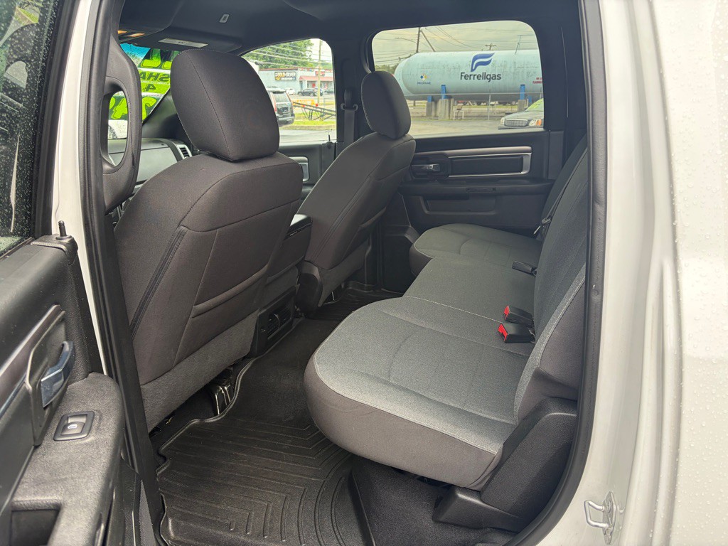 2022 RAM 1500 Image 7
