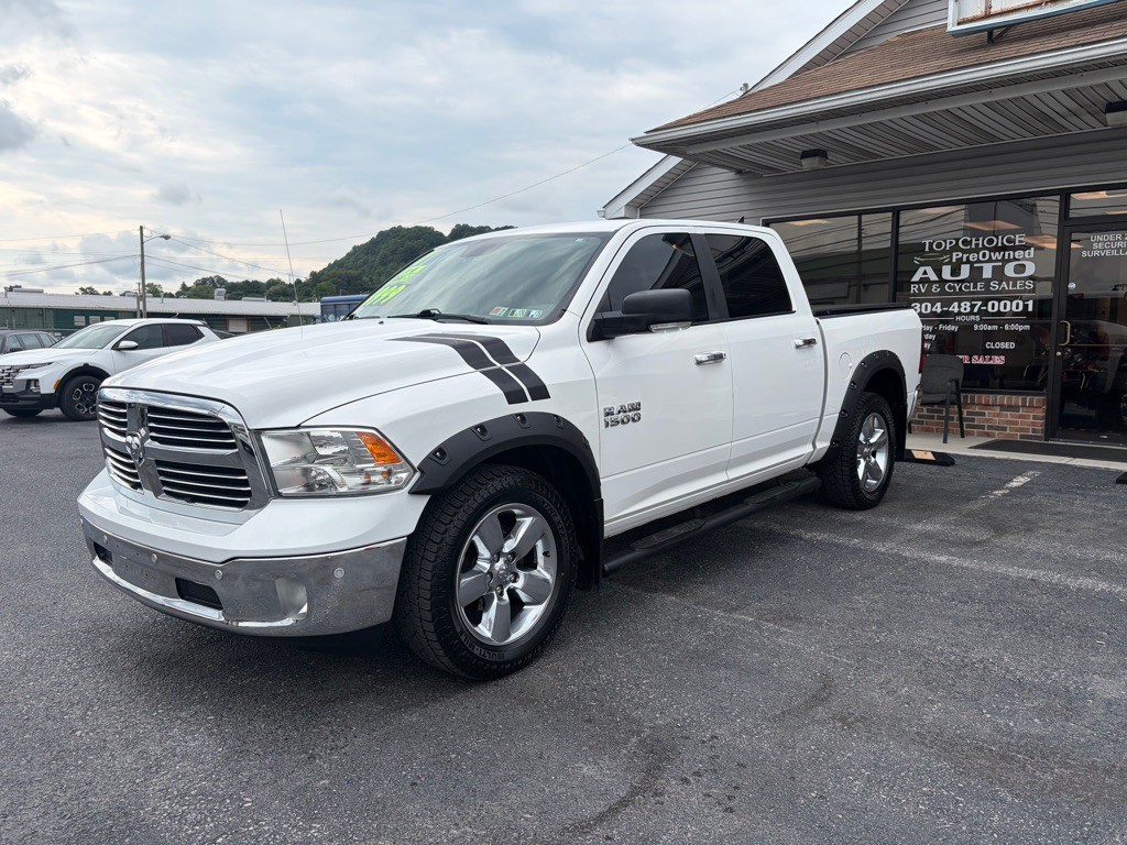 2017 RAM 1500 Image 2
